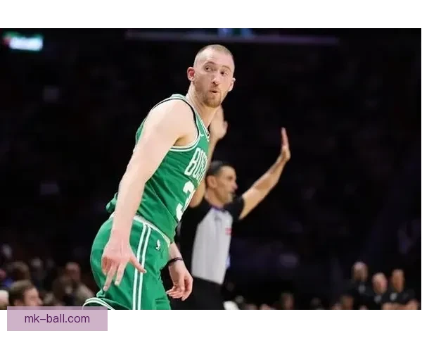 豪瑟达成绿军历史新里程碑 成为队史第十位投中700个三分的球员